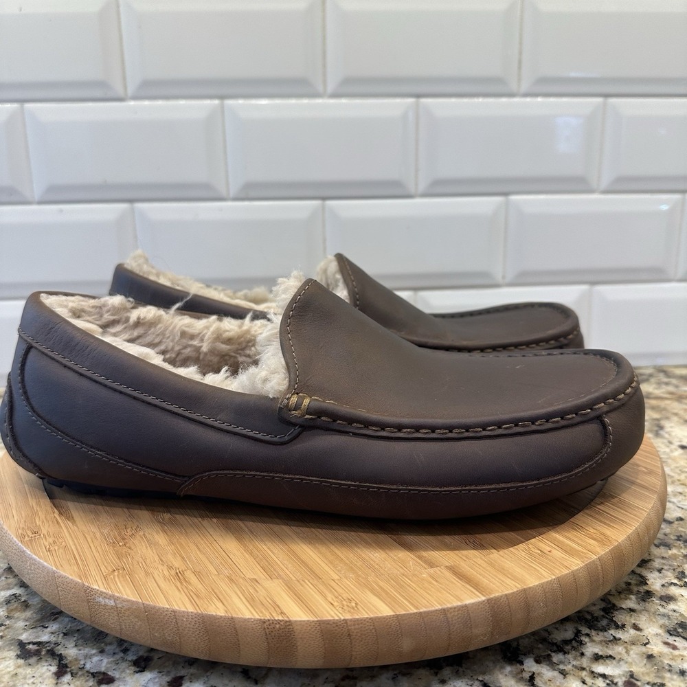 UGG Australia Ascot Slipper Mens 11 Brown Leather Wool Lined Moccasin 5379